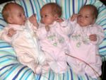 Die Drillinge Laura, Amelie und Leonie